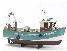 Evenals zijn voorganger was het even de sterkste sleepboot ter wereld, met 9000 pk en 73 ton paaltrek, maar werd al gauw. Bouwdozen Billing Boats Modelbouwshopnederland