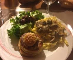 Bouchees De Ris De Veau Aux Morilles Recette Ris De Veau Recettes De Cuisine Morilles