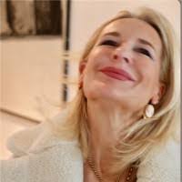 Marie Schell's Instagram, Twitter & Facebook