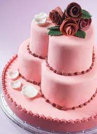 Pictures Of Unusual Wedding Cakes Lovetoknow Heart Shaped Wedding Cakes Heart Wedding Cakes Unusual Wedding Cakes