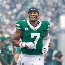 NY Jets narrow loss: Justin Fields' outstanding performance