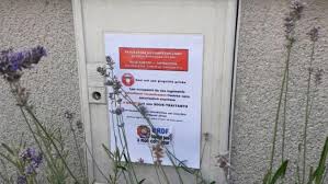 Les données relevées par les compteurs peuvent donner des informations sur la vie privée des occupants du logement, telles que les heures de lever parce qu'une autre personne (ou vous) est en train de lire le monde avec ce compte sur un autre appareil. A Guise Une Association S Est Creee Pour Lutter Contre Les Compteurs Linky Et Fait Signer Une Petition