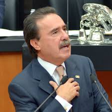 AARON BERNAL (@aaronbernalr)