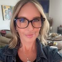 90+ "Trish Rn" profiles