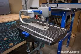 La Scie A Chantourner Dremel Moto Saw Travaillerlebois Com Scie A Chantourner Chantourner Idees Dremel