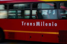 Accidente en Obras del Metro de Bogotá Deja Heridos en TransMilenio - Imagen principal del artículo