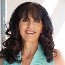 Marisa Vincent's Instagram, Twitter & Facebook