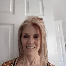 10 Reasons Why Your Industry's Next Hire Should be a Retail Manager