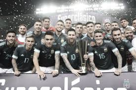 O modo como as edições são disputadas varia de acordo com o interesse da afa e cbf. Brasil Joga Mal Argentina Triunfa Com Gol De Messi E Conquista Superclassico Das Americas Vavel Brasil
