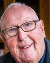 Na zijn dood wil Ben Bonte (90) uitgestrooid worden in de sloot achter zijn  huis: 'Ik zit nu in mijn eigen graf te vissen'