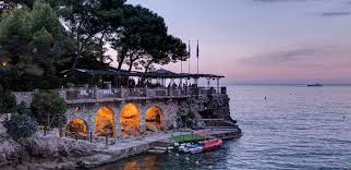 Restaurant La Vigie A Monaco Noblesse Royautes Monaco Monte Carlo Cote D Azur