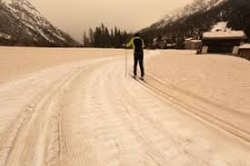 Vor allem in #juranähe sind am nachmittag tropfen möglich. Sahara Sand Covers European Ski Resorts And Cities In Pictures Art And Design The Guardian