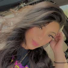 lisette ramirez (@naaayeliramirez)