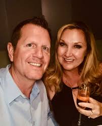 Kari Middleton Hendrix (@kari_middleton_wealth) • Instagram photos and  videos