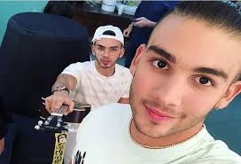 Logró un tremendo éxito gracias a su canción una lady como tú la cual compuso con su hermano jualián turizo.actualmente manuel turizo es uno de los más grandes exponentes del género urbano en todo el mundo. Por Que Le Quitaron La Visa Americana A Los Hermanos Turizo Alerta Bogota