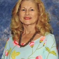 Shelby Bender's Instagram, Twitter & Facebook