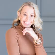 Lindsay Barber's Instagram, Twitter & Facebook