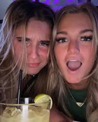 delaney sue (@delaneysuebyron) • Instagram photos and videos