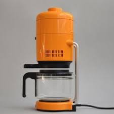 The best coffee machines with grinder combine a good price with useful features. 900 Coffee Machine Ideas Coffee Coffee Machine Coffee Brewing
