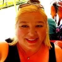 Lisa Engelhardt's Instagram, Twitter & Facebook