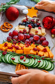 December 13, 2013 · karen · 10 comments. How To Make The Best Christmas Tree Cheese Board