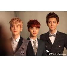 Taeyong matches his rap delivery to baekhyun's signature soft vocals, . 3 Boys Love 1 Girl 2
