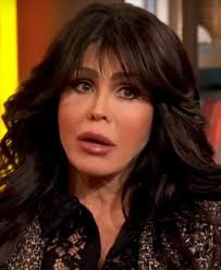 Always happy! #fridaymood Marie Osmond 💖