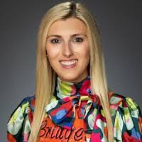 Meredith Helms's Instagram, Twitter & Facebook