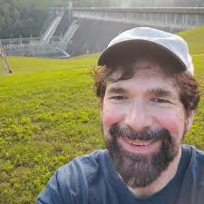 Dating when you're older is like trying to find a cart with good wheels at  Walmart.