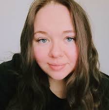 Kaylee Klinedinst's Instagram, Twitter & Facebook