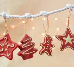 Malaxez bien et rajoutez de la farine au besoin. Diy 7 Decorations De Noel A Faire Soi Meme Pour Une Table En Fete La Revue Du Diy Immodvisor