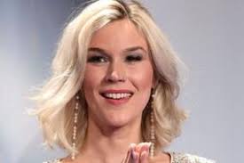 Oh my God!': Denise Welch reacts to 'awful' moment at Queen's funeral amid  brutal snub