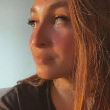 Nicky Bee (@nickybeeee)