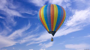 When richard branson's balloon hit a wall in limavady. Germany Hot Air Balloon Crashes Near Koblenz Killing Pilot News Dw 17 08 2020