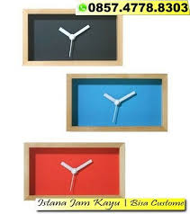 This editor has a large set of beautiful frames and borders that will decorate your photos. Jual Jam Kayu Palet Murah Jual Jam Dinding Kayu Hiasan 0857 4778 8303 Jual Jam Kayu Palet Murah Jual Jam Dinding Wood Clock Design Diy Clock Wall Diy Clock