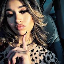 How Tall Is Mia Raven