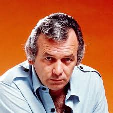 DAVID JANSSEN (1931-1980) 13 de febrero de 1980 fallece David Janssen,  actor de cine y televisión estadounidense. Se hizo mundialmente famoso por  su papel del doctor Richard Kimble, en la serie El