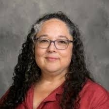 Victoria Ellis's Instagram, Twitter & Facebook