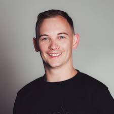 THE CREATIVES: JAMES BOOTH, PERFORMANCE ARTIST AT LA PERLE