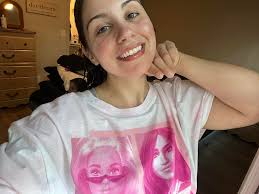 Introduction to a community of women embracing their ordinary and peaceful  lives