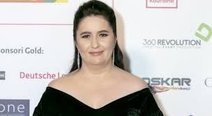 Vizualizaţi profilul amalia nastase pe linkedin, cea mai mare comunitate profesională din lume. Amalia NÄƒstase S A Pus Pe SlÄƒbit IatÄƒ Cum AratÄƒ Dieta Ei