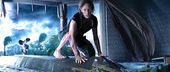 To move slowly with the body close to the ground. Crawl 2 Mehr Kroko Terror Alexandre Aja Arbeitet Am Zweiten Teil Blairwitch De