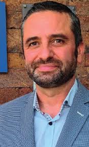 David Mille: “Nuestro principal objetivo para 2025 es dinamizar las zonas  comerciales tradicionales de Canarias” P2