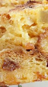 Eierpunsch Panettone Brot Pudding Mit Vanillesosse Panettone Bread Pudding Bread Pudding Eggnog Bread Pudding
