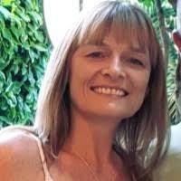 Jennifer Rolfe's Instagram, Twitter & Facebook