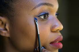 Pro tip: the most important part of the winged liner is the wing, so start  with the tail first. @M∙A∙C Cosmetics