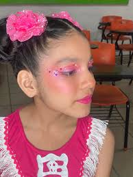 El día de hoy maquillamos y peinamos para el concurso de cuerdas categoría  individual a la alumna de la Esc. Prim. Emiliano Zapata, turno vespertino  💕💕💕💕💕💕💕