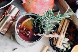 Gluh Gin Der Schmeckt Baby It S Cold Outside Und Gin O Clock Ist Eigentlich Immer Zartbitter Zuckersuss Rezept Gin Schmecken Granatapfel