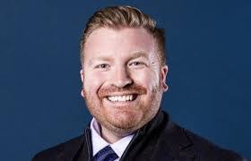 Kevin Schilling's Instagram, Twitter & Facebook