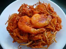 Ukoy Is A Simple And Flavorful Filipino Appetizer These Fritters Have A Pleasant Golden Color From The Sweet Potato Okoy Recipe Fritters Sweet Potato Fritters